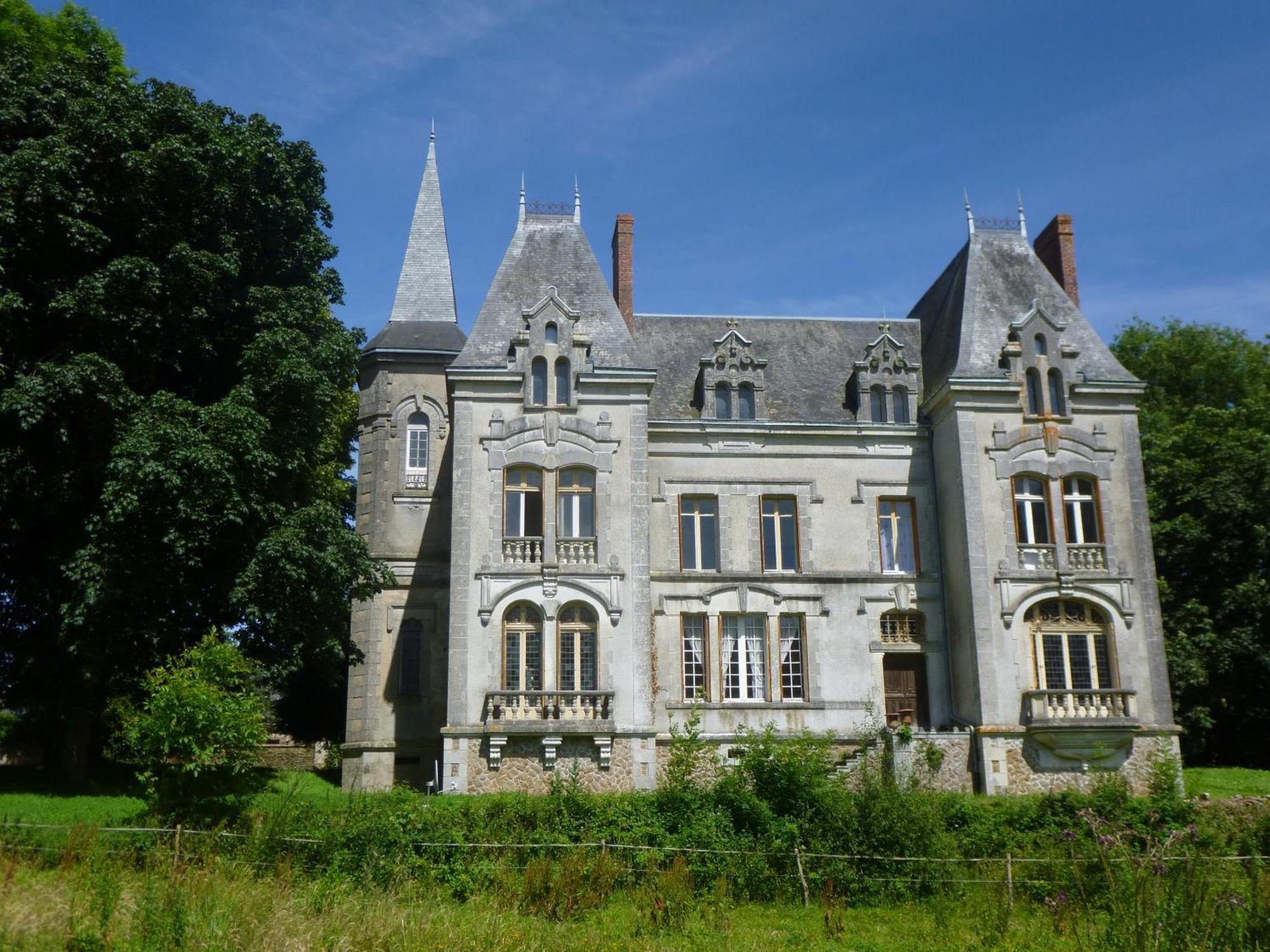Le Chateau Du Grand Coudray Villaines-la-Juhel Exteriör bild