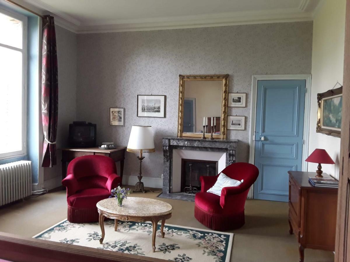 Le Chateau Du Grand Coudray Villaines-la-Juhel Exteriör bild
